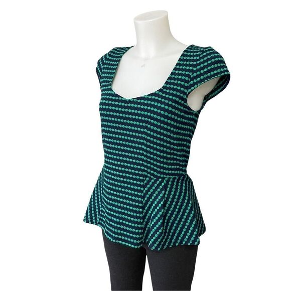 ANTHROPOLOGIE | POSTMARK CAP SLEEVE PEPLUM TOP IN NAVY BLUE/Green small - Picture 3 of 8